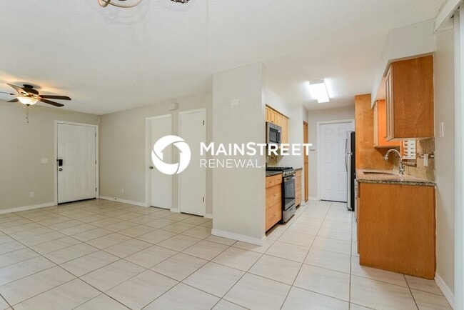 Photo - 3 Bedroom Pet-Friendly Home in Longwood, FL with Main Street Renewal