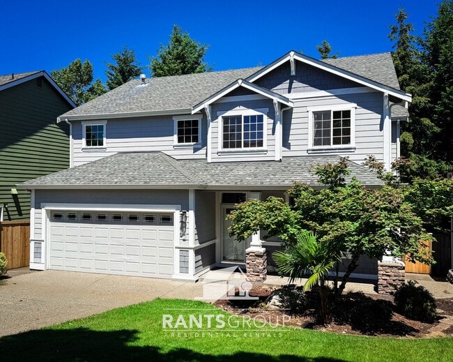Building Photo - Quiet 3/2.5 Home in Beautiful Evergreen Heights - Easy Commute to JBLM!