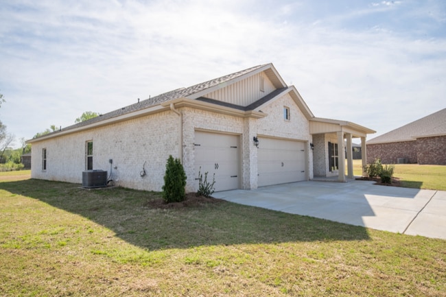 Photo - 107 Dace Ct