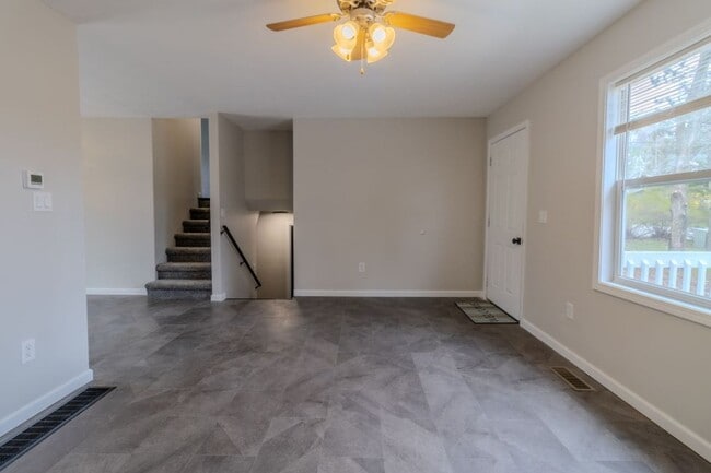 Photo - Bright & Updated 4-Bedroom Home Close to Everything