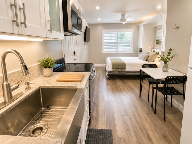 Photo - Available Now - Flexible Move In Date - Fully Furnished Studio Near Nugget