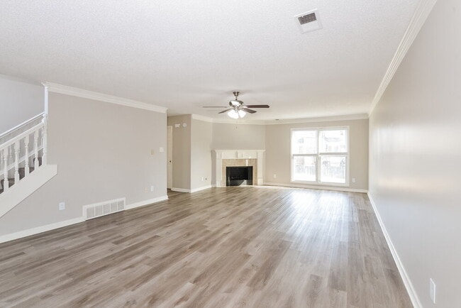 Photo - 8959 Raspberry Ln