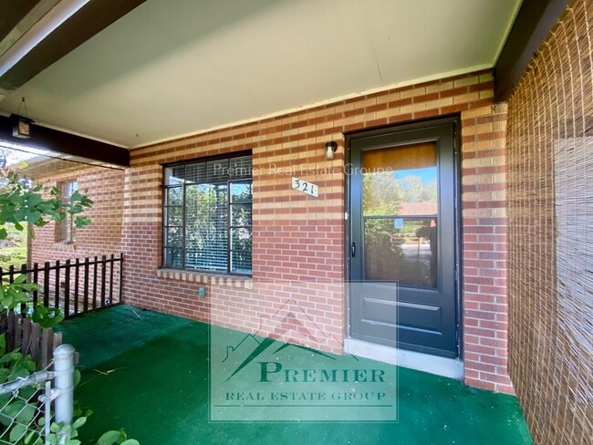Building Photo - 321 W Ramona Ave Rental
