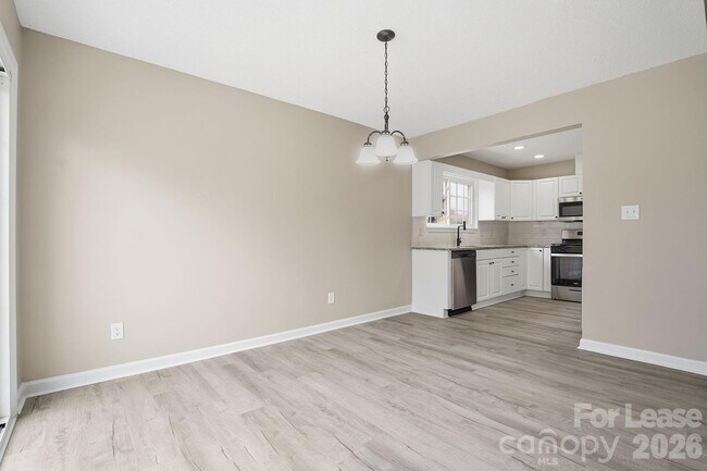 Photo - 232 Vista Grande Cir