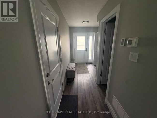 Photo - 117 Stephenson Way