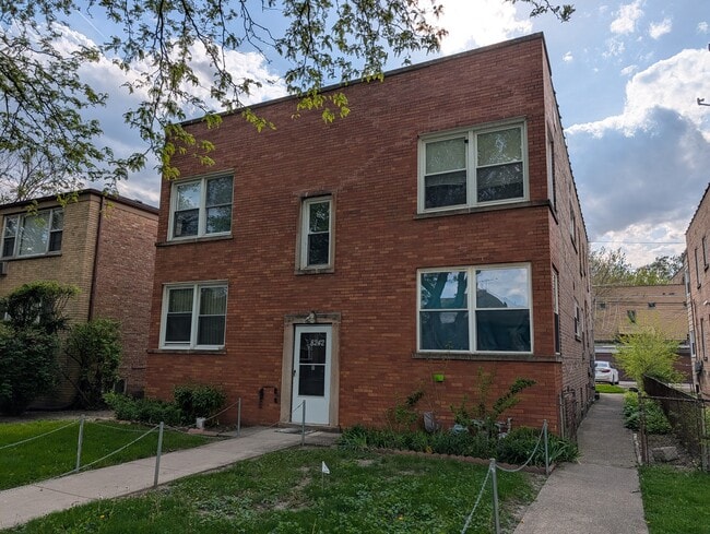 Building Photo - 8242 Kilpatrick Ave Unit 2N