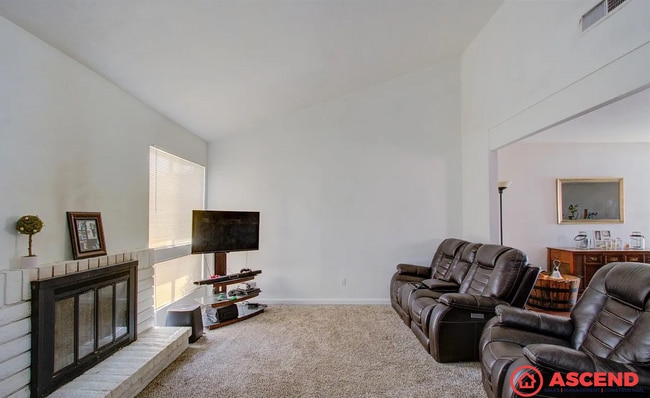 Photo - Cozy 3BD/2BA Home in Bakersfield's 93306 — Fully Equipped, Fireplace, Solar & All Pets Welcome!