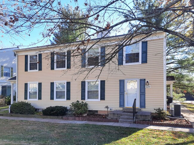 Lovely Townhouse Condo in Reisterstown - Lovely Townhouse Condo in Reisterstown