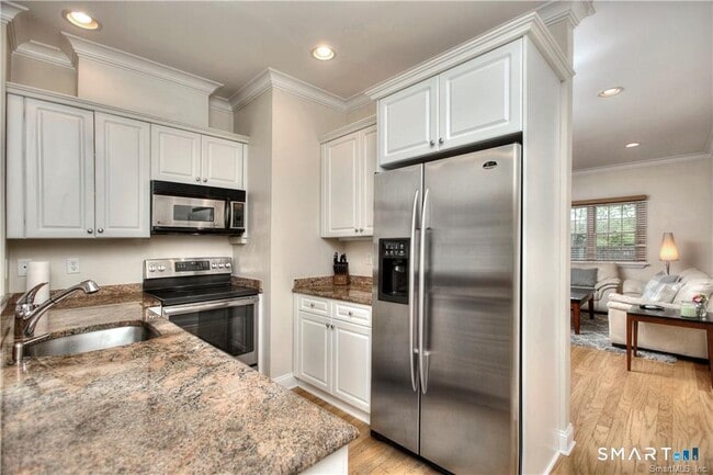 Photo - 20 Cross St Unit 7