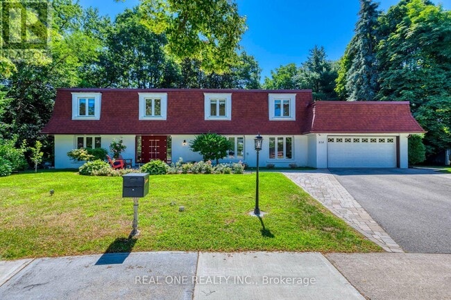 Photo - 814 Calder Rd