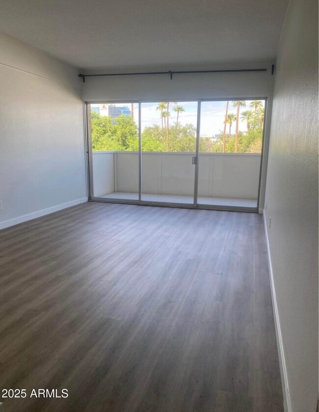 Photo - 353 E Thomas Rd Unit C404