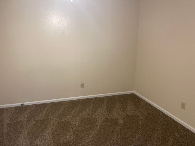 Building Photo - 1101 Washington Ct Unit 4 Rental