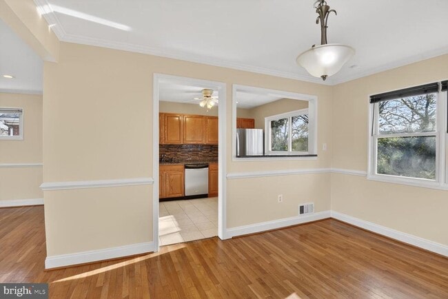 Photo - 2308 Senator Ave