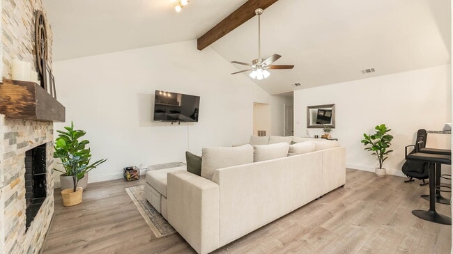 Photo - 8010 Misty Park St