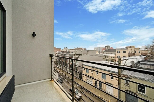 Photo - 1522-1532 W Girard Ave Unidad C6