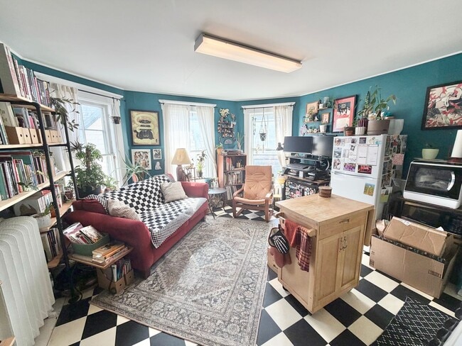 Photo - 1 Bedroom in Burlington VT Available 7/1! Unidad 3