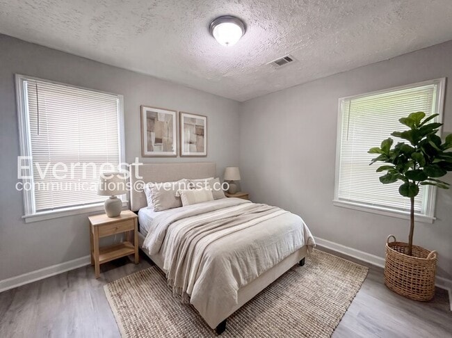 Photo - 2123 Blayton Ln SE