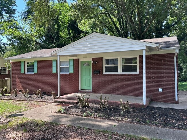 Country Club 3 Bedroom House - Country Club 3 Bedroom House