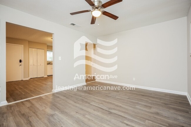 Photo - 1439 Chalbena Ave