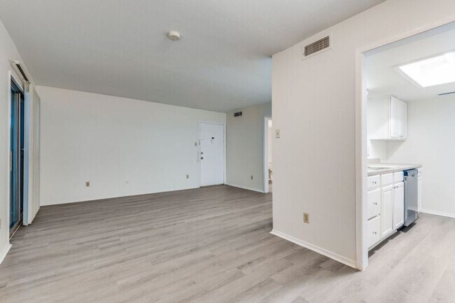 Photo - 12816 Midway Rd Unit #1063