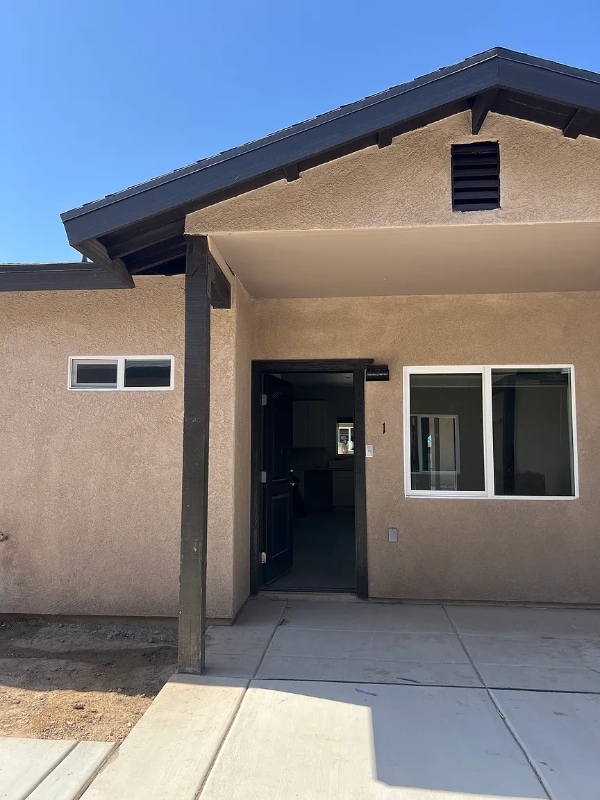 Photo - 112 S Avenue B Unit No.1