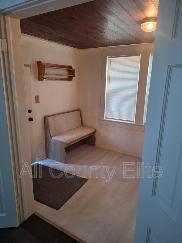 Building Photo - 505 54th St Unit B Rental