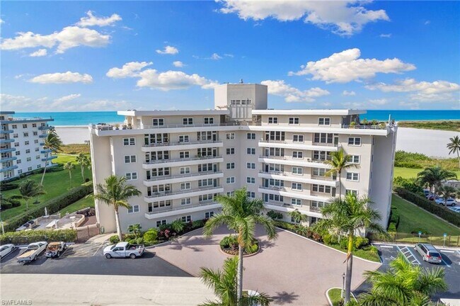 240 Seaview Ct