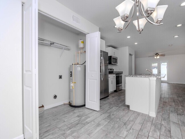 Charming 3-Bedroom, 2-Bathroom Home in South Tampa – Perfect Location!