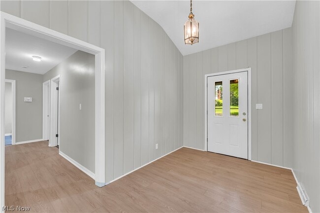 Photo - 1183 Romayne Dr