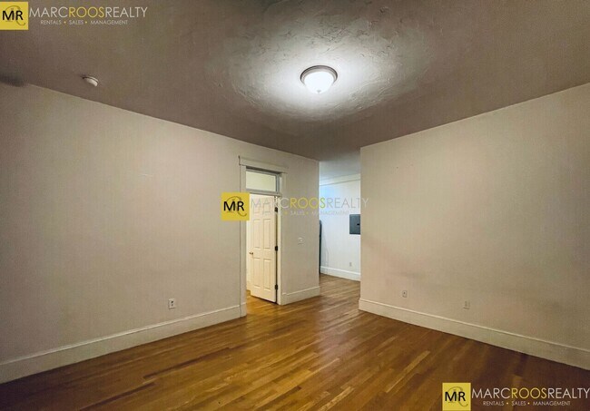 Photo - 23 Aberdeen St Unit 4