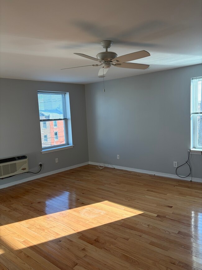 Photo - 1410 E Moyamensing Ave Unit 3F