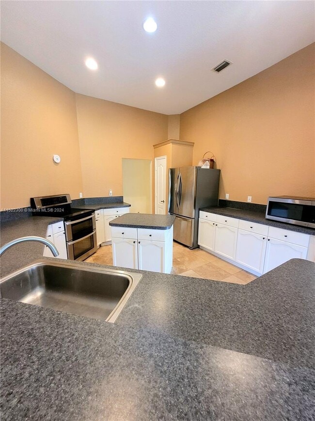 Photo - 7534 Coconut Blvd