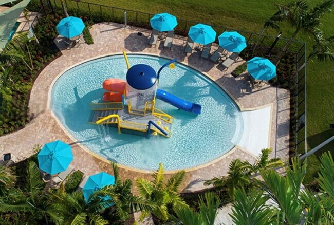 Photo - West 113th Street, Hialeah, FL 33018 - 3 B...