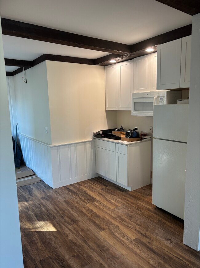 Photo - 141 High St Unit 1A