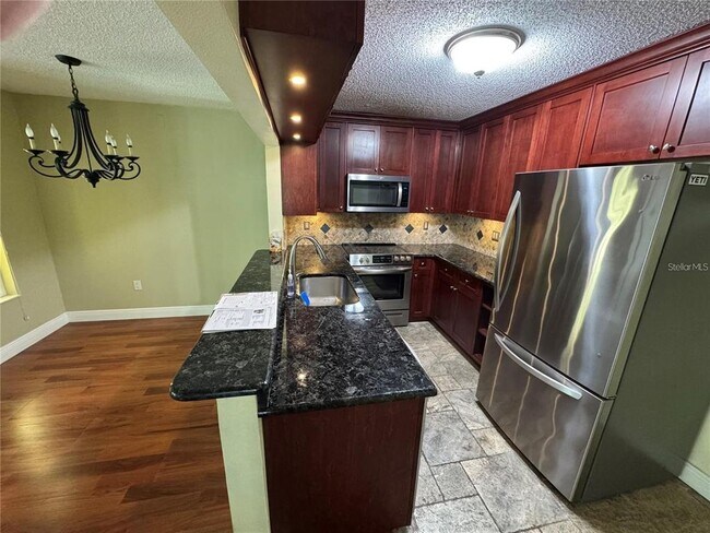 Photo - 1400 Pine Glen Ln Unit BLDG212 D-2