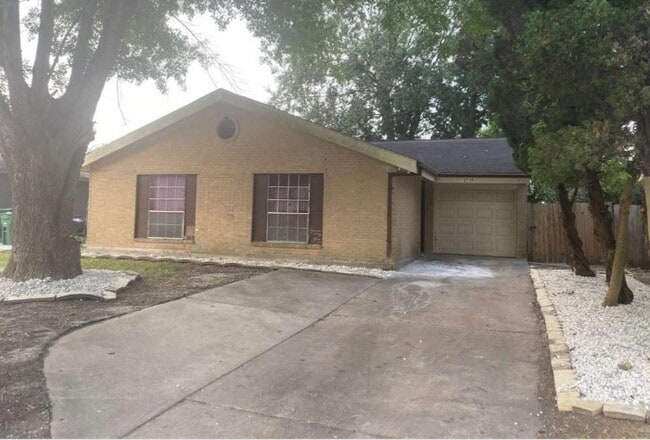 Building Photo - 12534 Claygate Dr