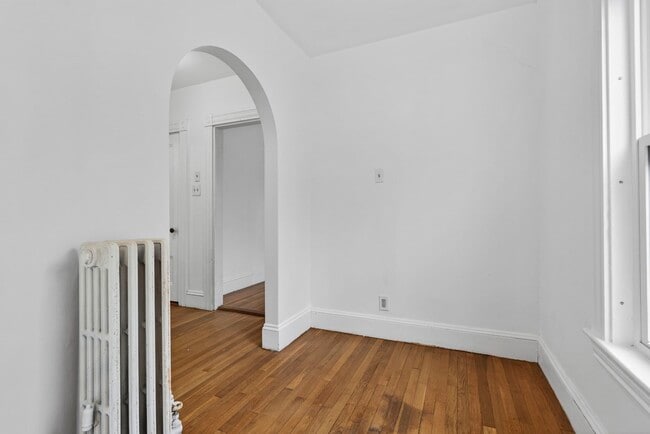 166 Elliot St