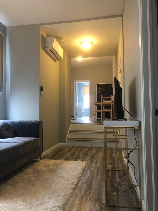 Photo - 913 N 15th St