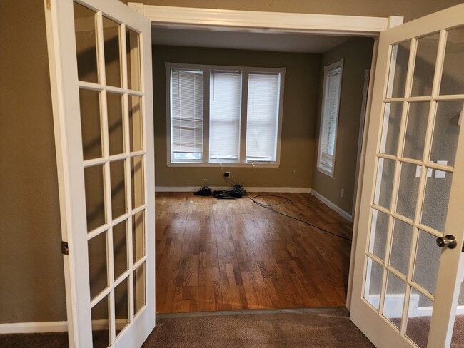 Photo - 112 Harrison St