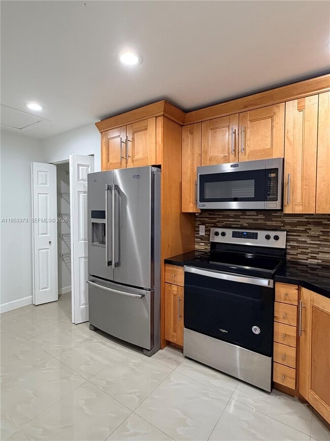 Photo - 20730 NE 8th Ct Unidad 204-16