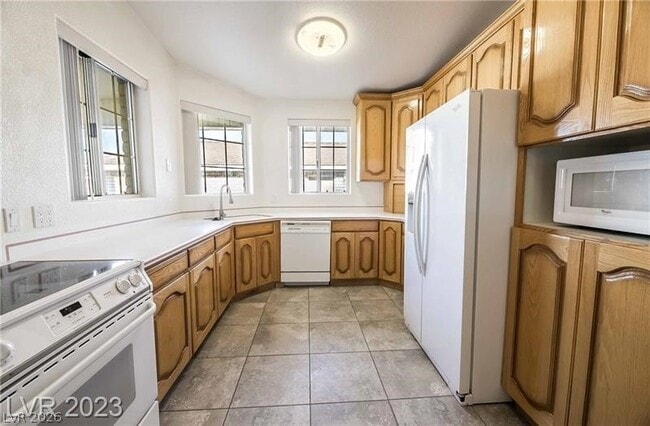 Photo - 130 E Virginia