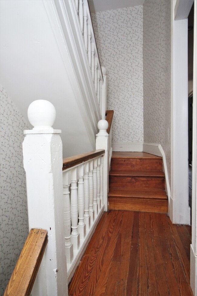 Photo - 1513 Bolton St Unit #2