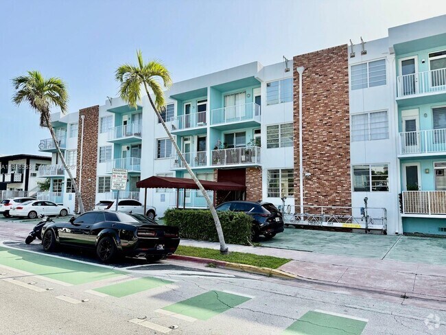 Building Photo - 1150 Euclid Ave Unit 301 Rental
