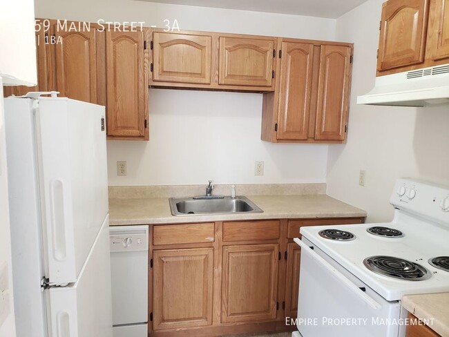 3rd Floor-1 Bedroom/ 1 Bathroom Apartment ... Unit 3A - Northampton, PA ...