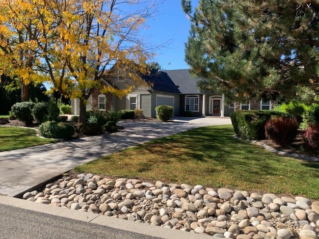 Photo - 191 N Cove Colony Way