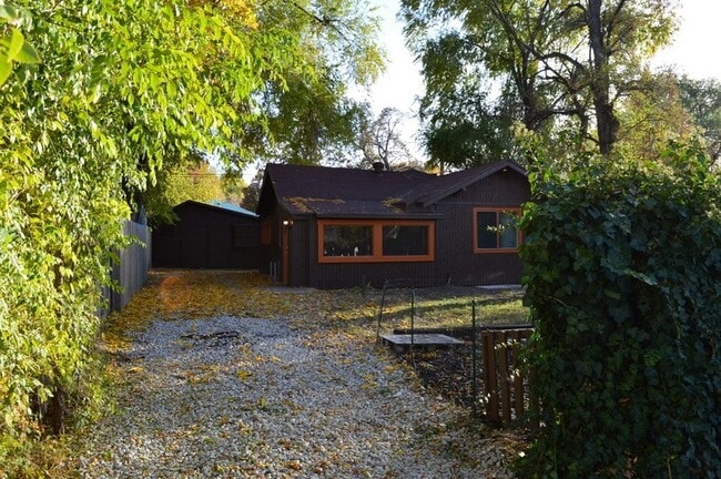 Photo - 151 Fremont Ave W