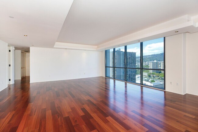 Photo - Private and Secure!! The Pinnacle Honolulu Unit 22