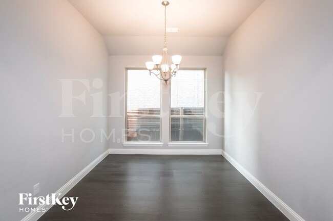 Photo - 1621 Everitt Trail