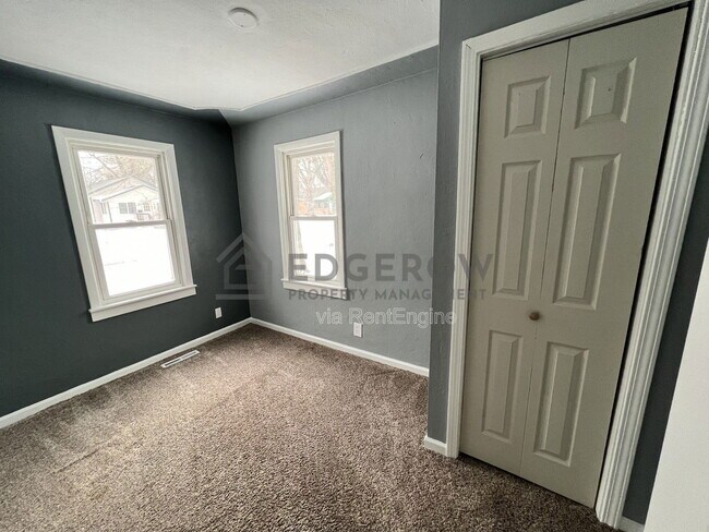 Photo - 1046 Ducey Ave