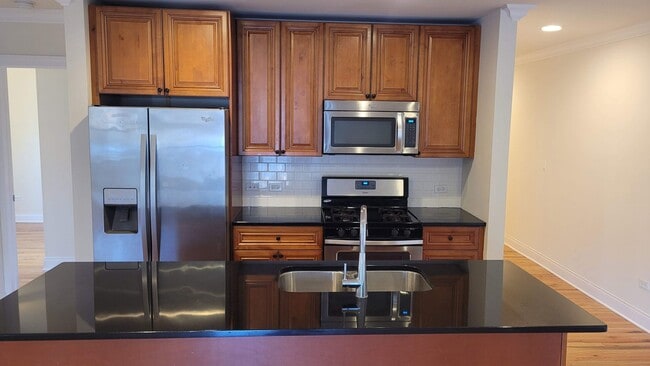 Photo - 4520 N Beacon St Unit 401